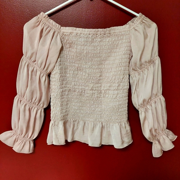 NWT Express Off The Shoulder Light Pink Long Statement Sleeves Top - Size XS - Picture 1 of 5